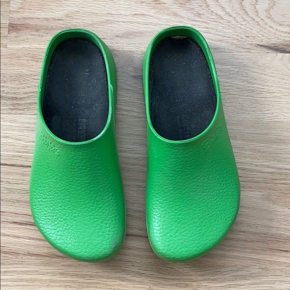 Birkenstock Shoes - Birkenstock Super Birkis garden clogs size 38